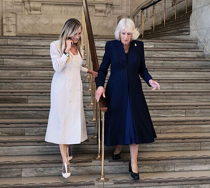 E esta? Sarah Jessica Parker encarna a princesa Diana em encontro com... Camilla