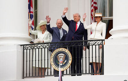 Carlos e Camilla com o casal Trump na Casa Branca