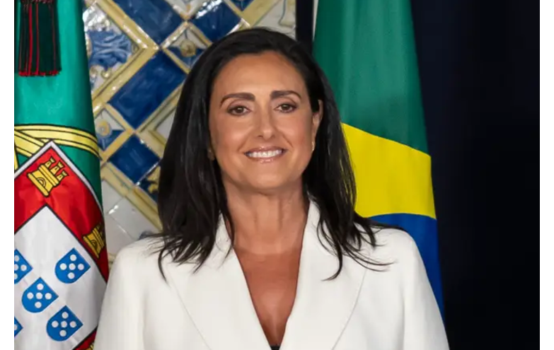 Elegância da mulher de António José Seguro não passa despercebida 