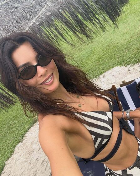 Maria Cerqueira Gomes aproveita férias na Bahia com o filho