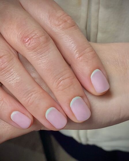 Descubra a tendência mais elegante para as unhas de verão