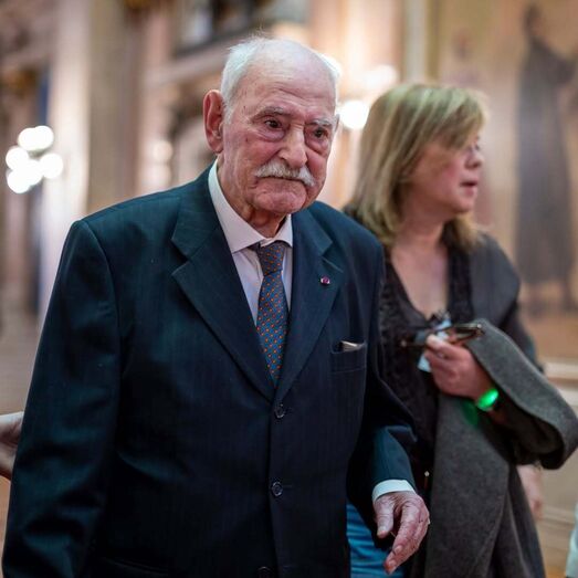 Ruy de Carvalho homenageado na Assembleia da República