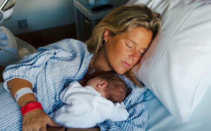 Inês Aires Pereira depois do parto do terceiro filho