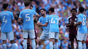 Bernardo Silva sai em lágrimas, com ovação no jogo entre o Manchester City e o Aston Villa