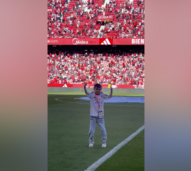 Comovente: Jovem de 12 anos com doença rara é homenageado no estádio do Sevilha