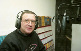O adeus a uma lenda da rádio. Morreu Cândido Mota aos 82 anos