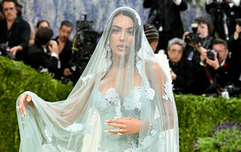 Uma mulher de fé: Como Georgina Rodríguez levou a sua devoção a Fátima à Met Gala
