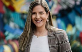 Ministra de Cultura tem um novo amor! Conheça Eça, o pequenino de quatro patas que conquistou Margarida Balseiro Lopes