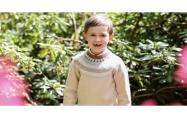 Sabe quem é este menino? Chama-se Charles, tem 6 anos e é o mais novo príncipe herdeiro do mundo