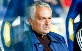 "Orgulho": O momento em que José Mourinho se despediu dos jogadores do Benfica e a mensagem que lhes deixou