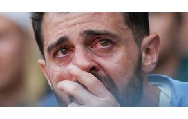 Arrepiante! Bernardo Silva não controla as lágrimas no adeus ao Manchester City