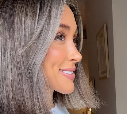 Grey Blending, a tendência de coloração que está a reinventar os cabelos brancos