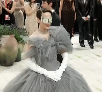 Dólares nos olhos e quadros vivos: o Met Gala 2026 foi a edição mais estranha de sempre? Veja o vídeo