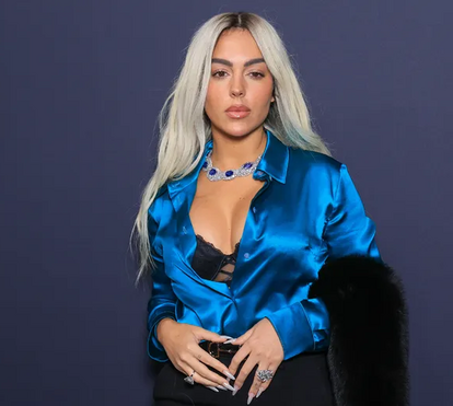 Quem é? Georgina Rodríguez aparece loira platinada