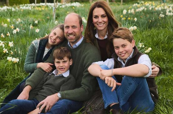 Kate e William mantêm relação cúmplice com os filhos