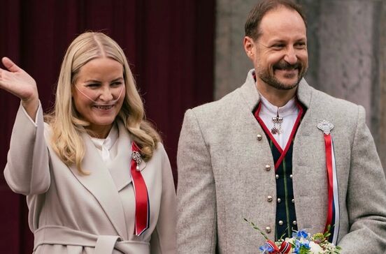 Príncipe Haakon, Princesa Mette-Marit