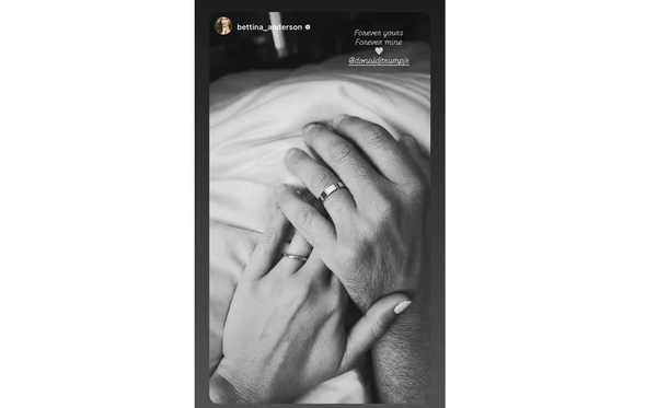 A fotografia partilhada pelo casal
