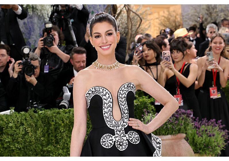 Anne Hathaway
