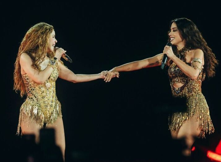 Shakira e Anitta atuam no Rio de Janeiro perante dois milhões de pessoas