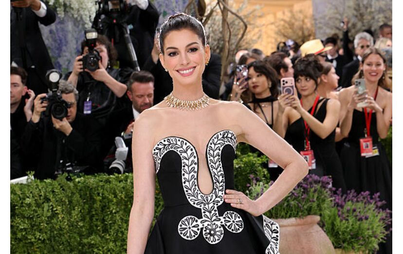 Anne Hathaway