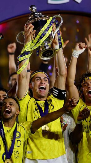 Cristiano Ronaldo celebra título do Al Nassr