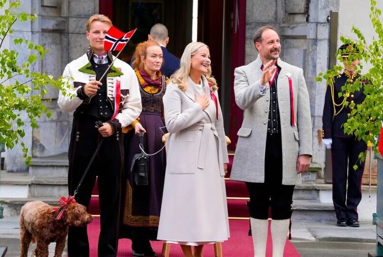 Príncipe Haakon, Princesa Mette-Marit