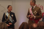 Rei Felipe VI brinca com a filha, a princesa Leonor, e põe toda a gente a rir