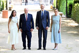 Reis de Espanha recebem Alberto e Charlene na Zarzuela, em Madrid.