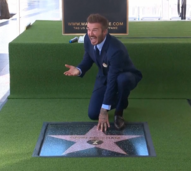 Lenda do futebol! David Beckham recebe estrela no Passeio da Fama de Hollywood