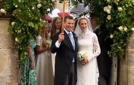 Casamento de Peter Phillips junta rei Carlos III, William e Kate numa rara reunião familiar. Harry ficou de fora