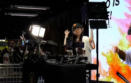 Conheça a menina de 9 anos que é um fenómeno da música techno