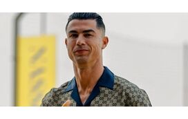 Jogadores da Seleção aderem à moda das malas de mão de luxo. Adeptos loucos para descobrir as marcas