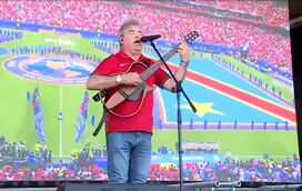 Veja Toy a cantar o Hino Nacional no dia da estreia de Portugal no Mundial 2026