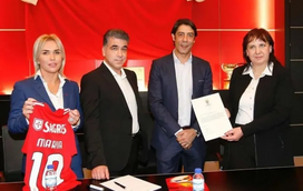 Quem é a diretora de academia do Benfica que está a ser procurada pela Interpol por causa da morte de uma criança?