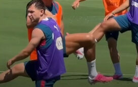 O momento em que Cristiano Ronaldo se ajoelha para ficar ao nível de Francisco Conceição