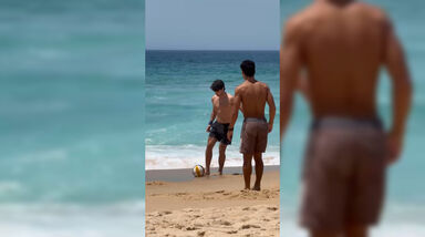Tenista espanhol Carlos Alcaraz diverte-se na Comporta após lesão