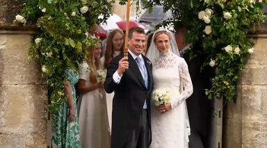 Casamento de Peter Phillips junta rei Carlos III, William e Kate numa rara reunião familiar. Harry ficou de fora