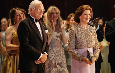 Reis Gustavo e Sílvia da Suécia celebram bodas de ouro