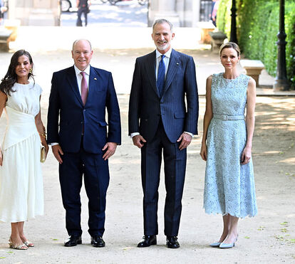 A 'gaffe' protocolar da princesa Charlene no encontro com Letizia e Felipe VI