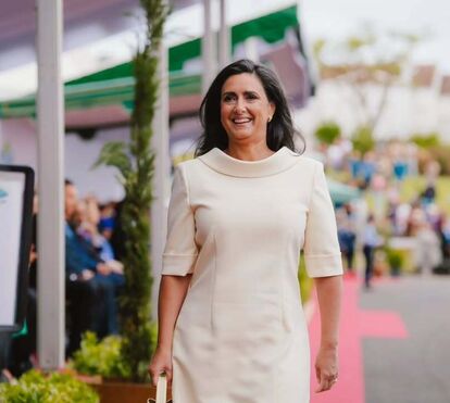 Margarida Maldonado Freitas viaja sem assistentes pessoais! Primeira-dama recorre a profissionais locais