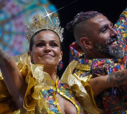 Oito anos depois, Alfama volta a vencer as Marchas com Aurea e Paulo Batista como padrinhos