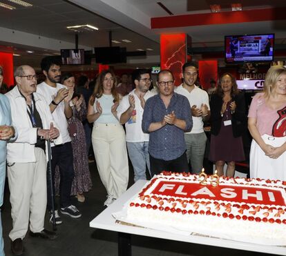 FLASH! leva festa do 23.º aniversário para a redação da Medialivre