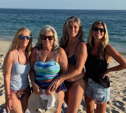 Clã Jardim em festa! Patuxa, a mãe de Sofia Jardim, celebra o seu 79º aniversário: veja todas as imagens