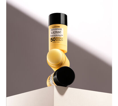 PROTEÇÃO SOLAR DE ALTO DESEMPENHO NUM GESTO ÚNICO, O STICK PROTETOR SPF50+ REINVENTA-SE 