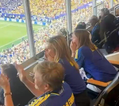 Dia em grande para a família real neerlandesa! Reis assistem a vitória dos Países Baixos no Mundial