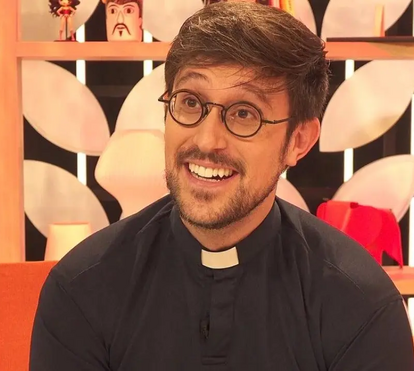 Choque em Espanha! Padre que ficou famoso no 'The Voice' toma decisão de abandonar a Igreja 