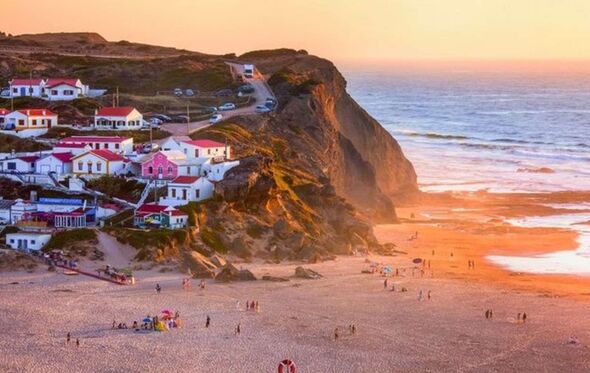 Praia Algarvia conquista prémio internacional pelo seu ambiente autêntico