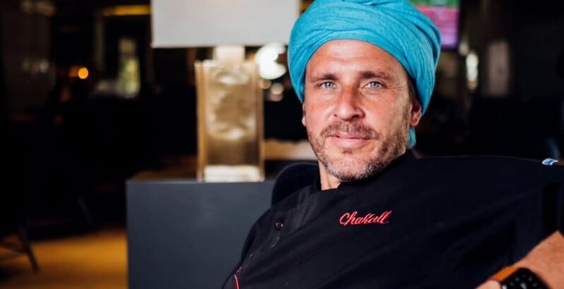 Chakall confessa-se em entrevista exclusiva. Fala dos seis restaurantes que fechou ou vendeu e das razões porque desde 2022 'foge' da cozinha e do 'empobrecimento forçado'