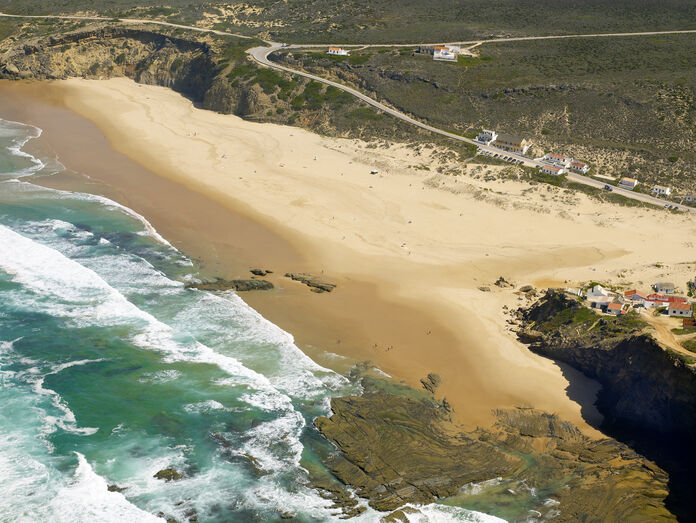 Praia do Castelejo, destino de eleição no Algarve