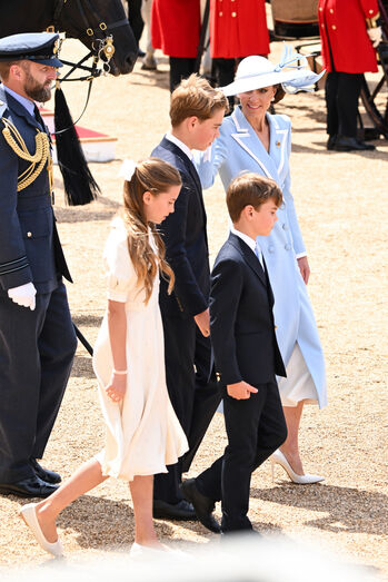 Mãe e filha têm surgido com looks coordenados